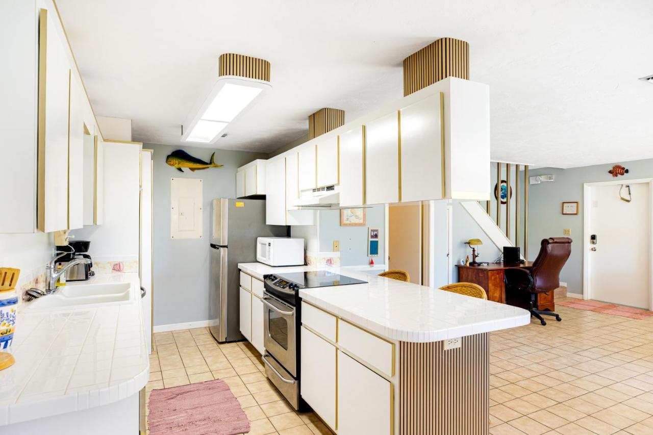Gold Starfish Apartman Marathon Kültér fotó